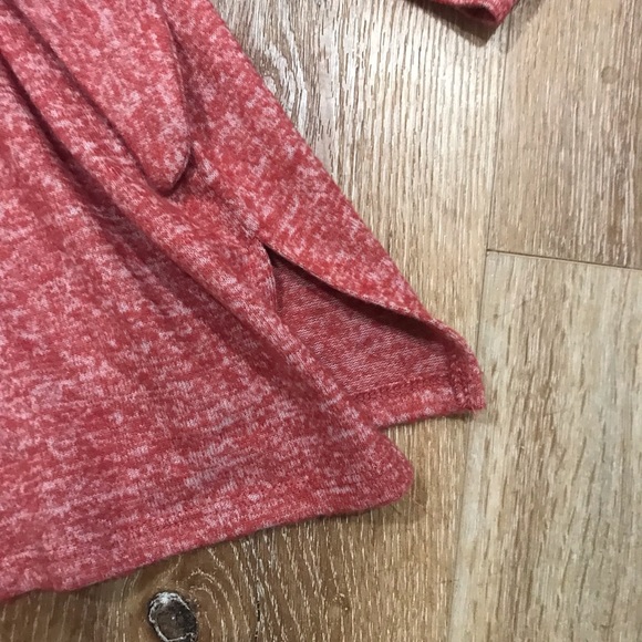 CABLE & GAUGE Bow Tie Detail Rust Color Sweater Long Sleeve Top M Like New - Picture 2 of 6